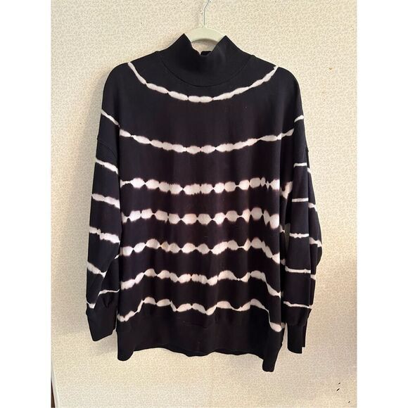 Wild Fable turtleneck sweatshirt - Picture 1 of 6